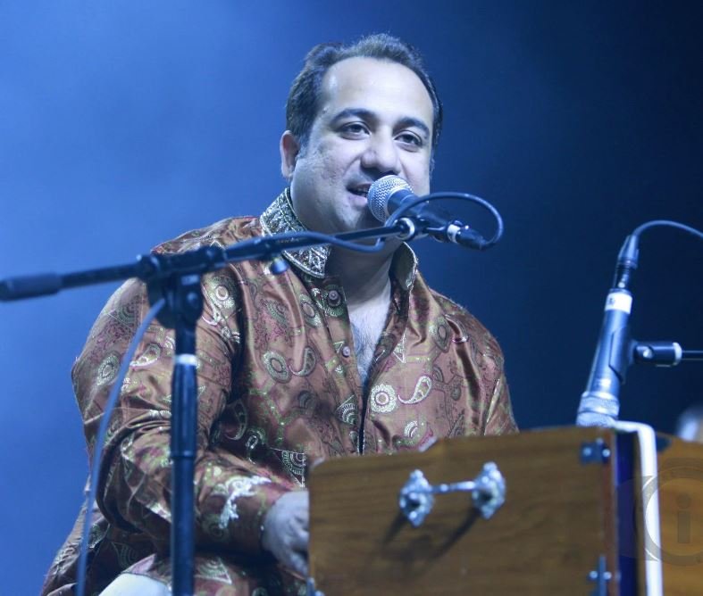 Raht Fateh Ali Khan viral video